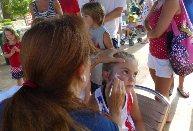 The Castle Hills community and The City of Lewisville Present the 25th Anniversary Freedom Festival 