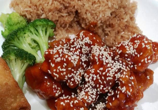 WHAT’S COOKING IN CASTLE HILLS: Z’S WOK