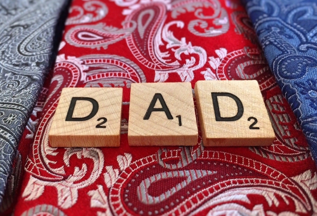 CELEBRATE DAD AT THE CASTLE HILLS VILLAGE SHOPS!