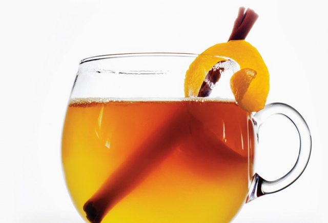 FALL FUN IN CASTLE HILLS: HOT TODDY, ANYONE?