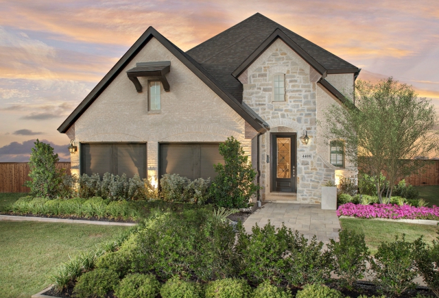 TOUR NEW MODELS IN CASTLE HILLS NORTHPOINTE
