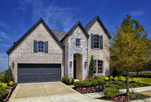 HOTON! HOMES SPOTLIGHTS SAXONY HOMES IN CASTLE HILLS SOUTHPOINTE